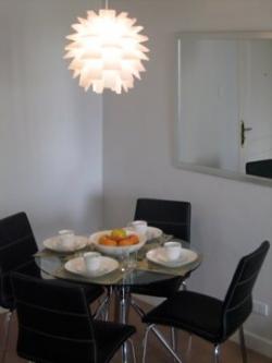 One bedroom Condo Forbeswood Makati