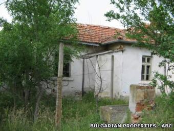house in Elhovo area Bourgas Area