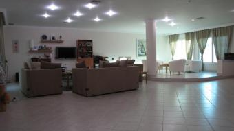 Abul Hasaniya 5 Bedroom Villa wi Abul Hasaniya