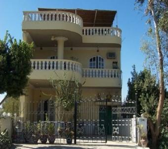 Nileside dome studio apartment Luxor