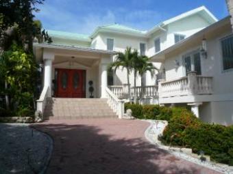 Million Dollar Gulf Front Views! Englewood