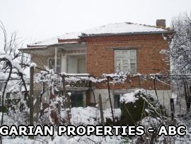 house in Elhovo area Elhovo Area
