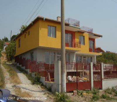 Newly built houses near Sunny be Sunny Beach