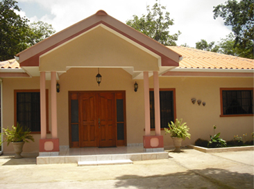 New Custom Home Furnished and Mo San Marcos