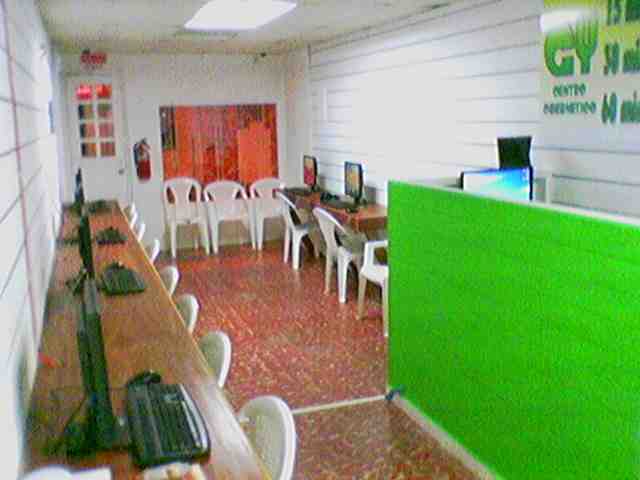 vende llave centro cibernetico Mayaguez