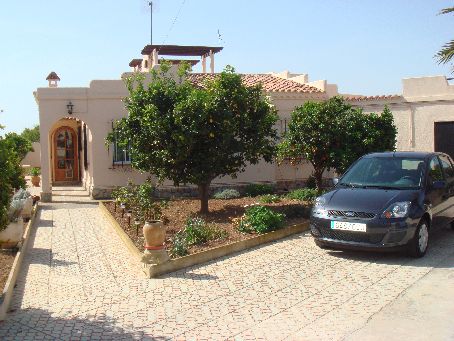 Villa for sale in Torrevieja Torrevieja