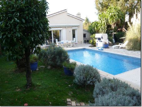 villa with pool in Antibes Antibes