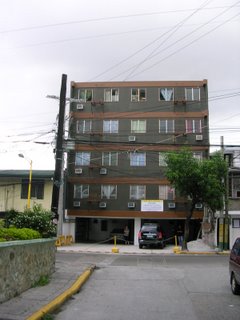 MAKATI CONDO near Ayala & Buendi Guadalupe Station