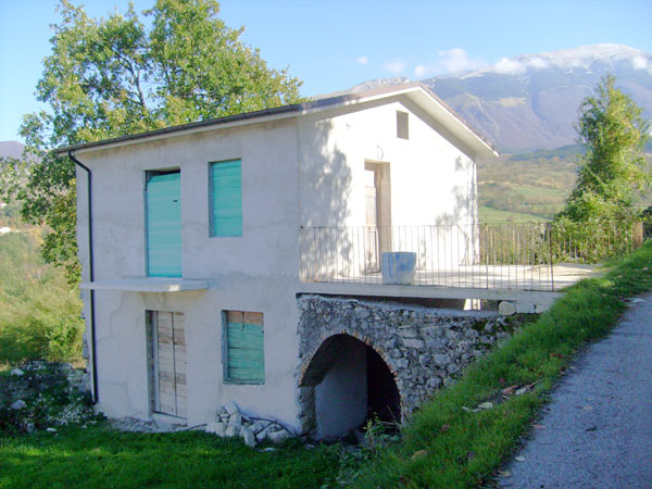 4859-Property in National Park San Vittorino