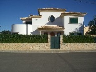 Vila Alegre unique four bedroom. Almancil