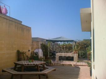 Bungalow in Malta Bahrija