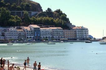 Waterfront luxury apartment for Budva