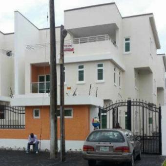 4 unit 5 bedroom semi detached Lekki Phase1