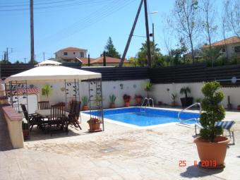 BUNGALOW IN PYRGOS LIMASSOL Pyrgos   Limassol