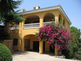 4325 Double villa near Valencia Olesa De Montserrat
