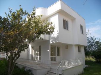 Bargain Semi-Detached Villa Altinkum
