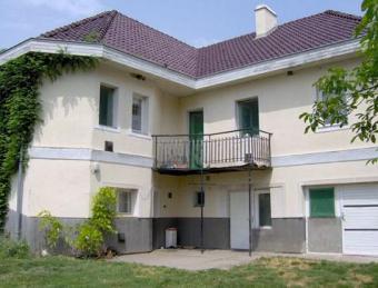 large house for sale Near Szeged