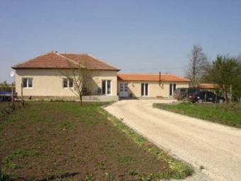 HOUSE 40KM AWAY FROM THE BEACH General-toshevo