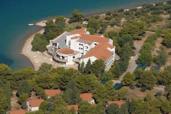Hotel with auto -camp Zadar