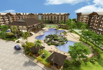midrise condo in Las Pinas Zapote