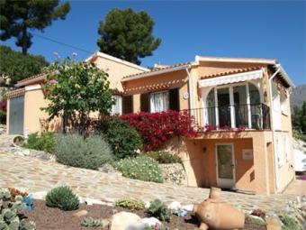 Lovely country home Orba