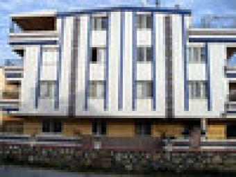 RASIM APARTMENT Altinkum