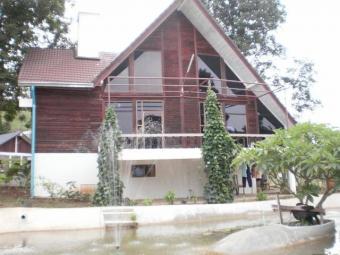 Luxury 8 rai Estate Ban Khao Yai