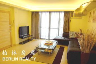 Near MRT--9225 Taipei