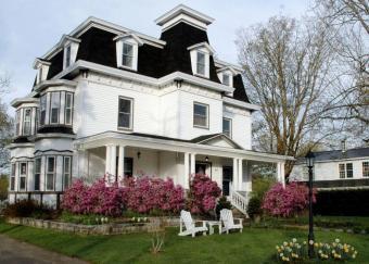 Restored Victorian Manor Quebec Eastern Townships