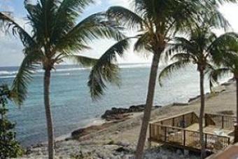 2BR 2BA furnished Beachfront Bodden Town
