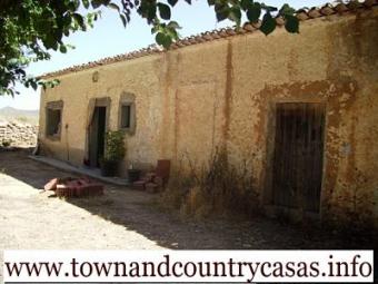 Bargain! Country Home for  20k?? Caudete