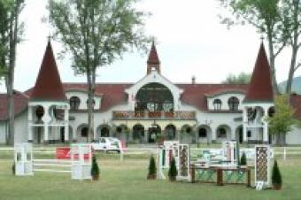 Hungary,ShowJumpingFieldForSale! Esztergom