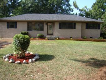 Beautiful,Totally Renovated home Huntsville