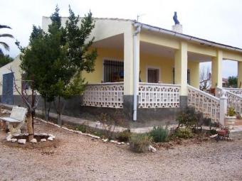 Caudete, 3 Bedroom Country House Alicante