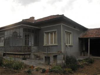 Country house 80 km from seaside Varna