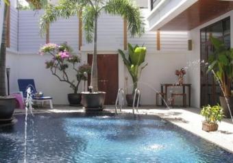 Kathu Modern Pool House at Barga Kathu