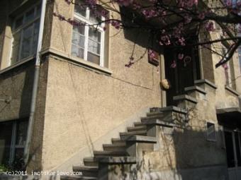 BEAUTIFULL HOUSE WITH A GARDEN Karlovo