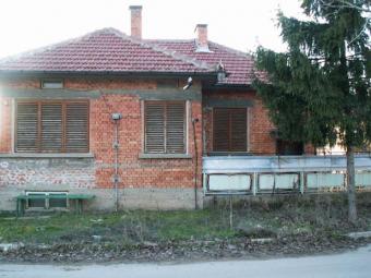 Massive house, 10 min from Ruse Ruse