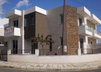 HOUSE FOR SALE IN LIMASSOL Ypsonas