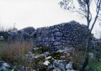 Land with two  registered ruins Drusici