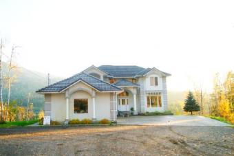 Gorgeous 5bdr House for sale South Slocan, Bc