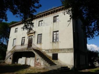 Lucchese Villa dated back 1700 Lucca