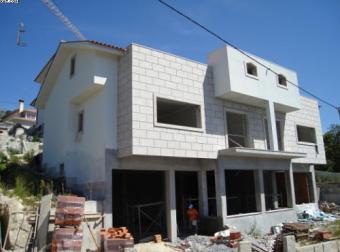 house with commerce in Portugal Viseu