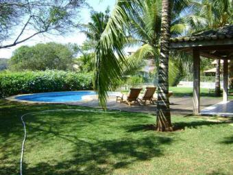 Casa em condominio frente mar Buzios