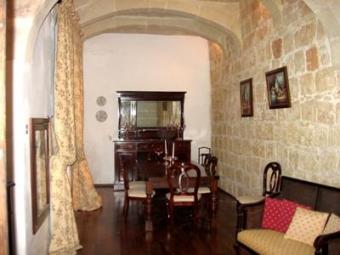 House of Character - Bkara Birkirkara