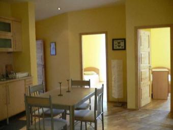 SPACIOUS THREE-BEDROOM APARTMENT Varna