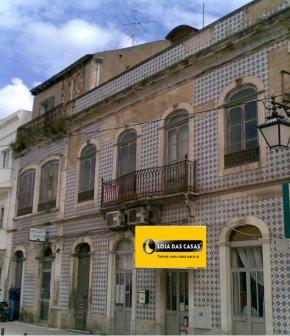 Old house to recoup Alcoba�a