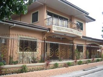 2 storey fully furnished house Bacoor
