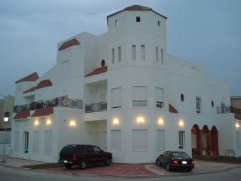 Huge / Nice / Big / Corner Villa Jabria