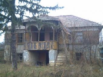 Invest-2 two-storey rural houses Vratsa County